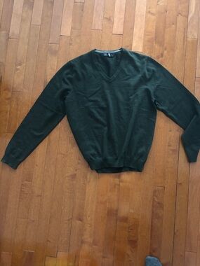 Brooks Brothers Merino Wool Forest Green V-Neck Sweater
